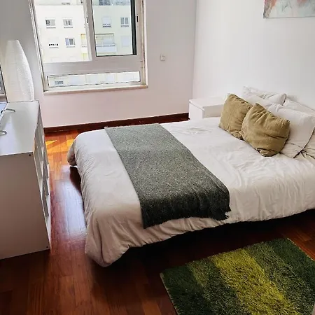 Magnetic Oasis Lisbona